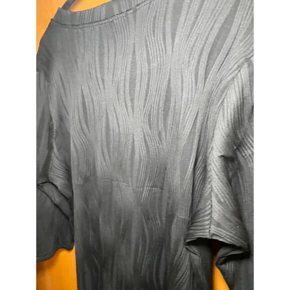 Chico's - Black Textured Quarter Sleeve Top - XL - Picture 4 of 14